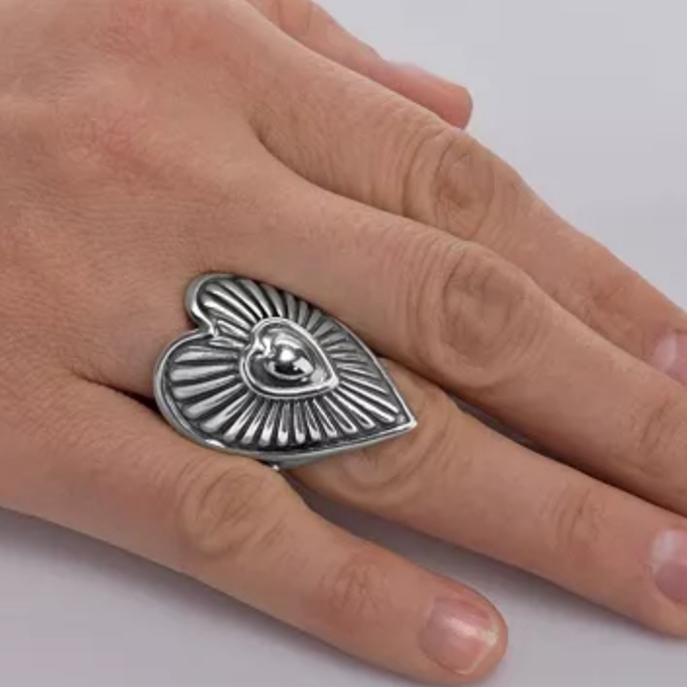 Heart Shaped Sterling Silver Ring - Picture 2 of 9